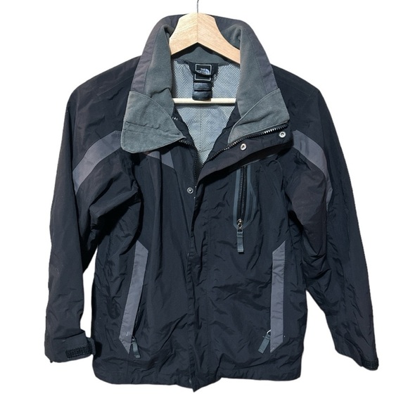 GUC - The North Face Hyvent Waterproof jacket - size 10-12 - Picture 1 of 3